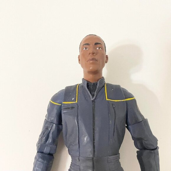 2002 Star Trek Art Asylum Ensign Travis Mayweather  7 Inch Tall - Picture 2 of 16